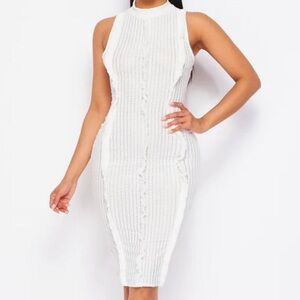 Elegant White Sleeveless Dress